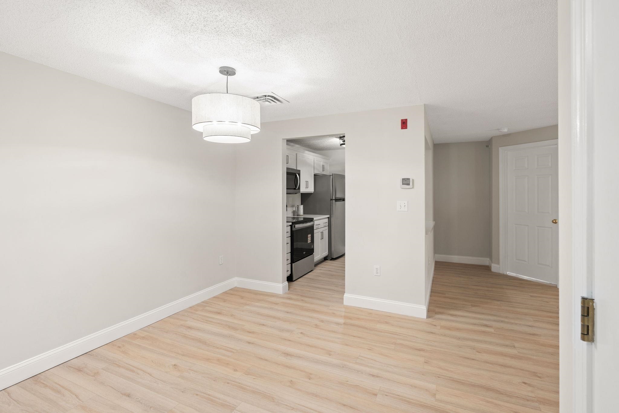 3 Mayfair Lane, Unit 207 Nashua, NH 03063 - Photo 11 of 31