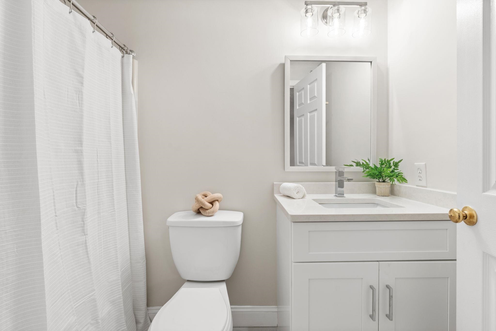 3 Mayfair Lane, Unit 207 Nashua, NH 03063 - Photo 21 of 31