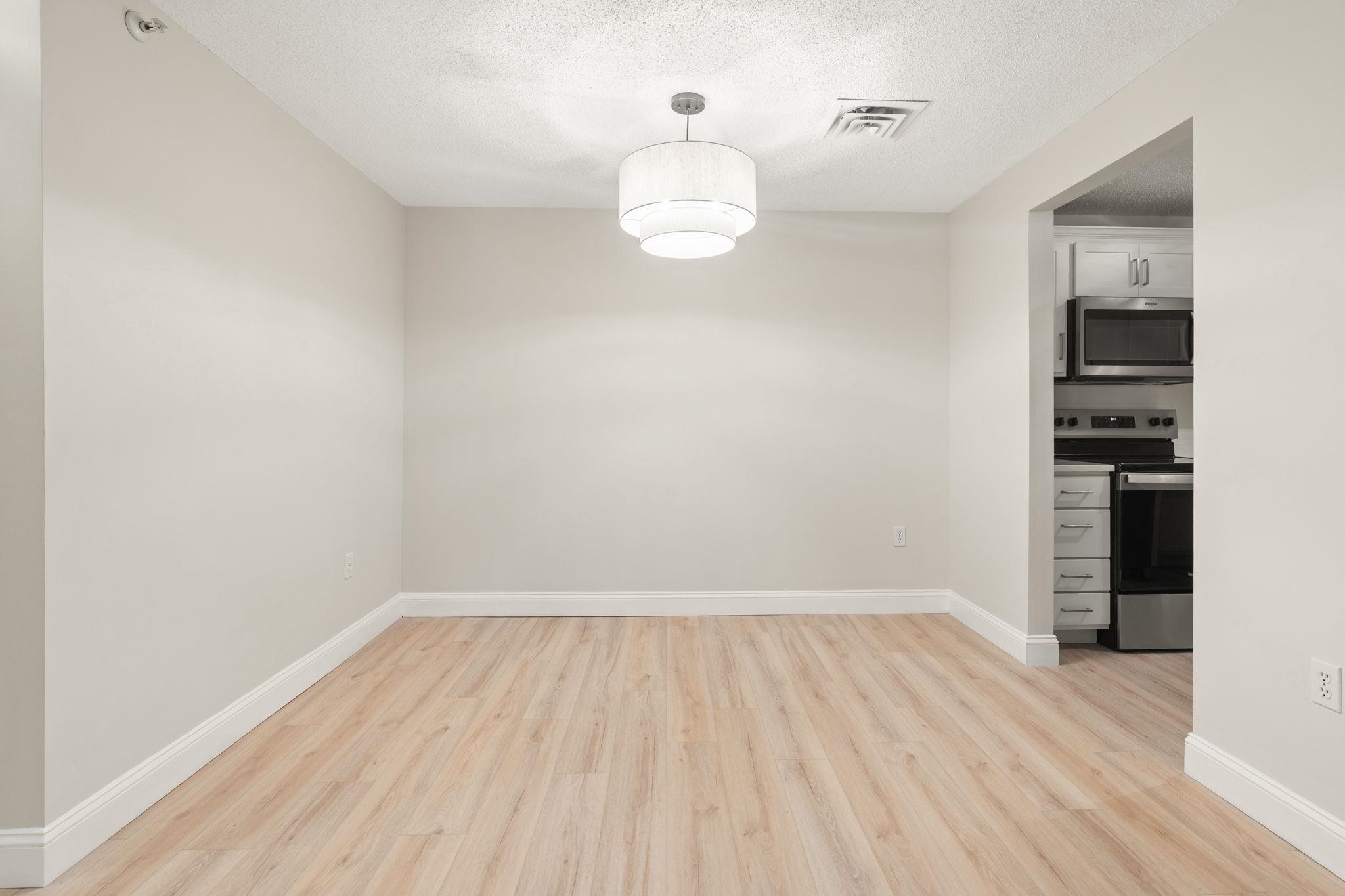 3 Mayfair Lane, Unit 207 Nashua, NH 03063 - Photo 10 of 31