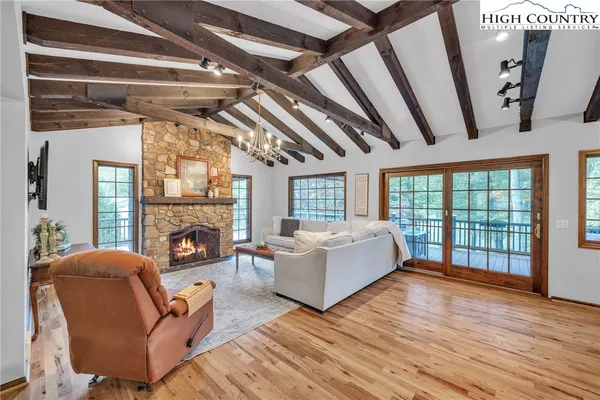 $700,000 | 491 Mountain Aire Lane, West Jefferson, NC 28694