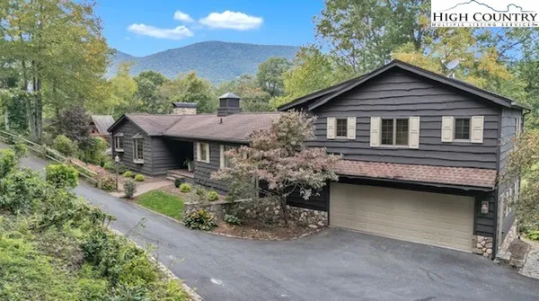 $700,000 | 491 Mountain Aire Lane, West Jefferson, NC 28694