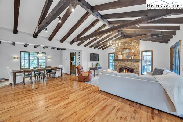 $700,000 | 491 Mountain Aire Lane, West Jefferson, NC 28694