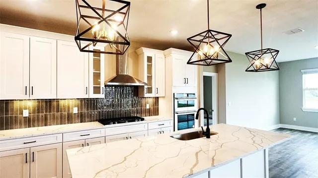 $3,600 | 3619 Savanna Palms Court, Bradenton, FL 34211