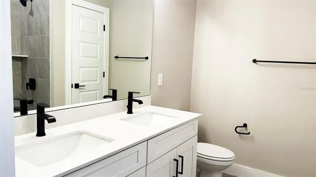 $3,600 | 3619 Savanna Palms Court, Bradenton, FL 34211