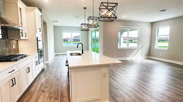 $3,600 | 3619 Savanna Palms Court, Bradenton, FL 34211