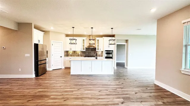 $3,600 | 3619 Savanna Palms Court, Bradenton, FL 34211