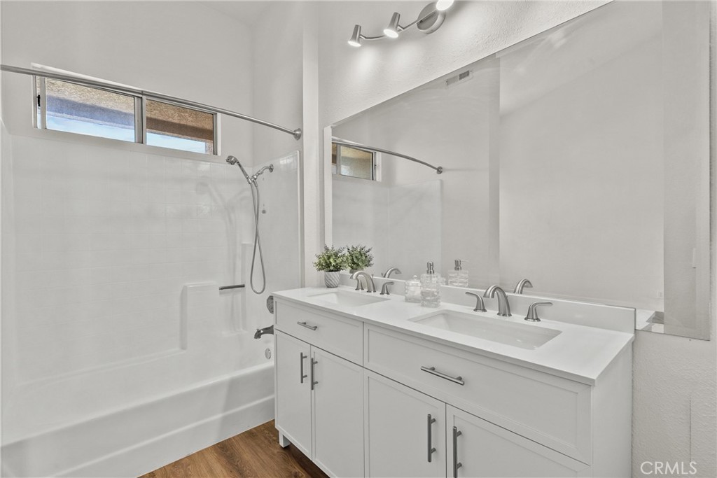 25511 Schubert Circle, Unit 142B Stevenson Ranch, CA 91381 - Photo 21 of 47