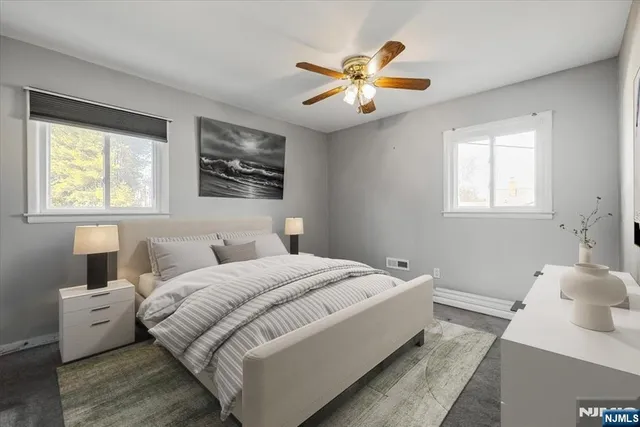 $799,900 | 715 Bush Place, Paramus, NJ 07652