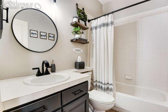 13873 Windy Oaks Road Colorado Springs, CO 80921 - Photo 7 of 28 Gallery Image 7