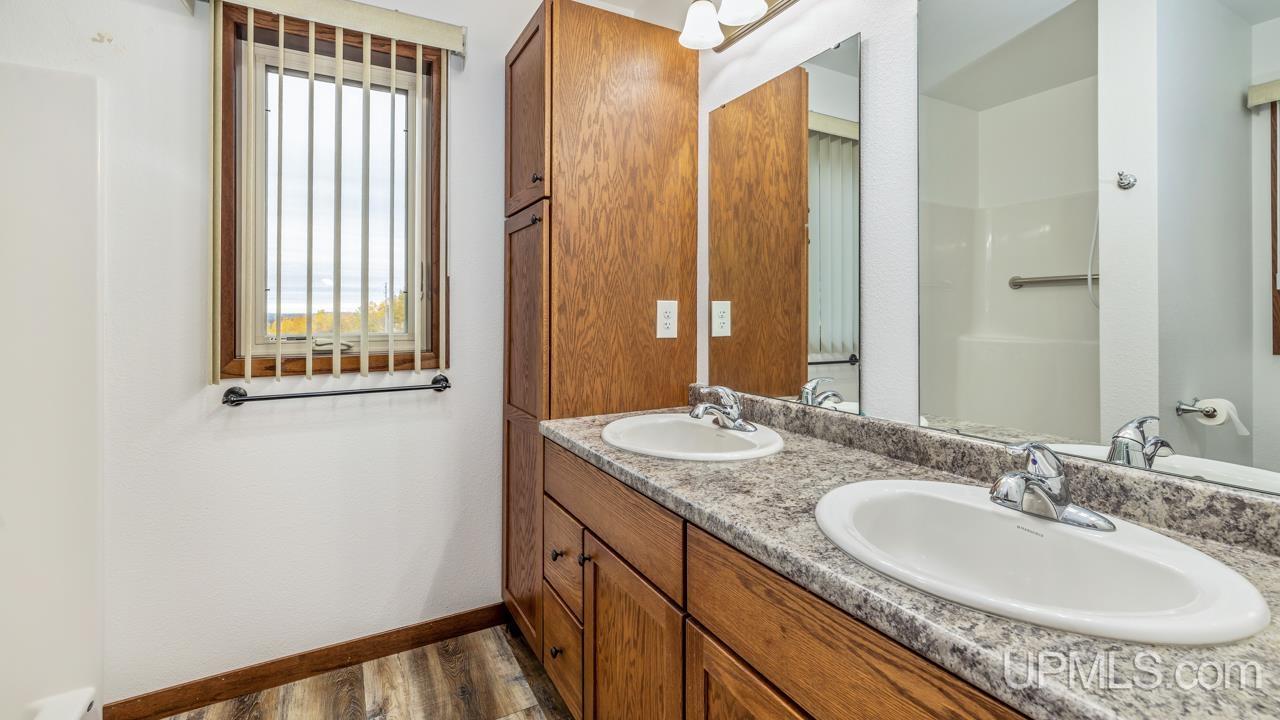 1263 Timber Ridge Road Iron Mountain, MI 49801 - Photo 11 of 29