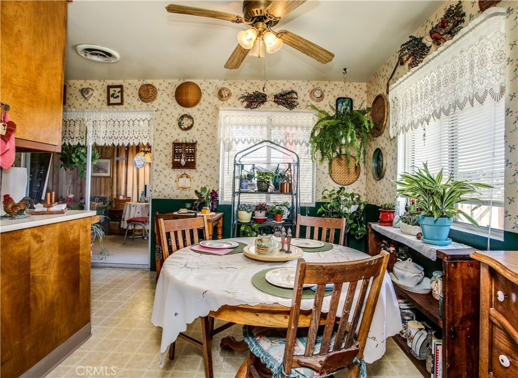 5407 Paradise View Road Yucca Valley, CA 92284 - Photo 14 of 63