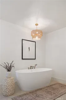 $3,249,000 | 10181 Overhill Drive, North Tustin, CA 92705