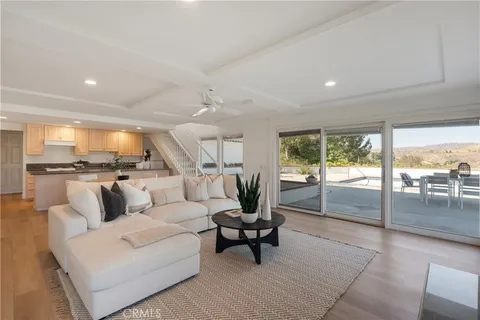 $3,249,000 | 10181 Overhill Drive, North Tustin, CA 92705