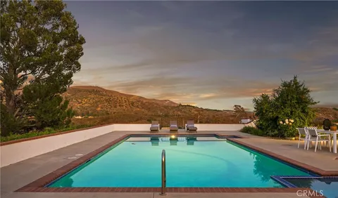 $3,249,000 | 10181 Overhill Drive, North Tustin, CA 92705