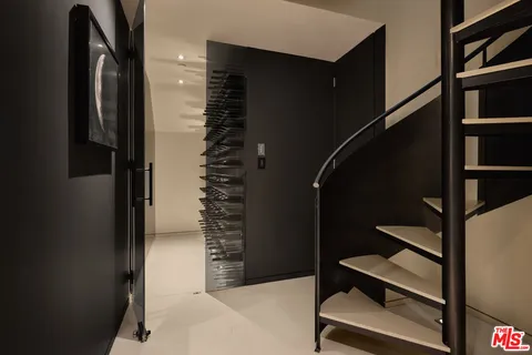 $3,150,000 | 621 Mildred Avenue, Venice, CA 90291