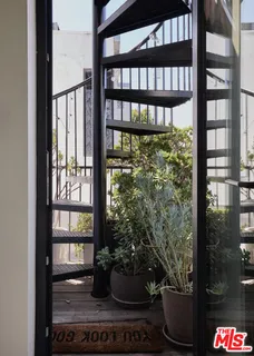 $3,150,000 | 621 Mildred Avenue, Venice, CA 90291