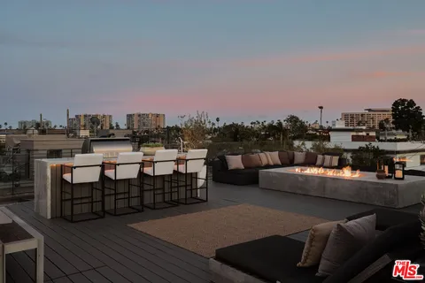 $3,150,000 | 621 Mildred Avenue, Venice, CA 90291