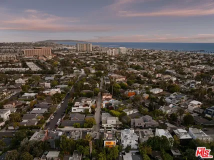 $3,150,000 | 621 Mildred Avenue, Venice, CA 90291