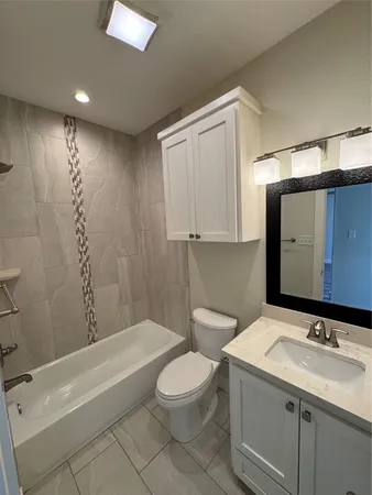 $1,500 | 2417 West Slaughter Lane, Unit D, Austin, TX 78748