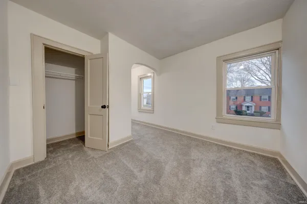$224,500 | 742 East Powell Avenue, Evansville, IN 47713