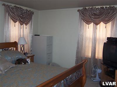 3638 Carter Road Bethlehem, PA 18020 - Photo 7 of 10 Gallery Image 7