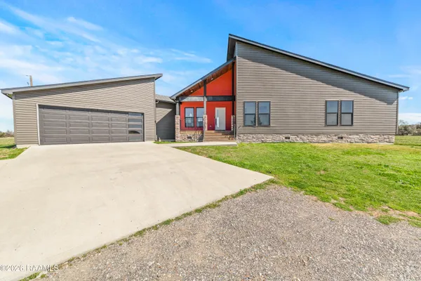 $325,000 | 13127 La Highway 89, Erath, LA 70533