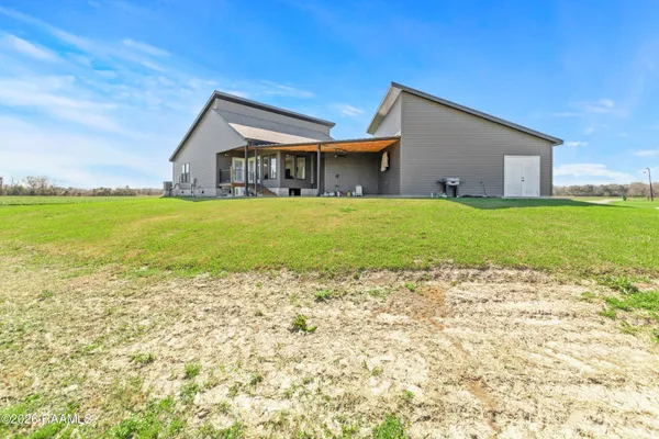 $325,000 | 13127 La Highway 89, Erath, LA 70533