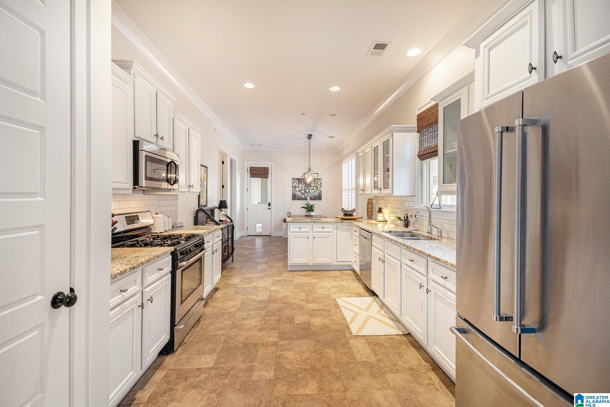 641 Preserve Way Birmingham, AL 35226 - Photo 7 of 39