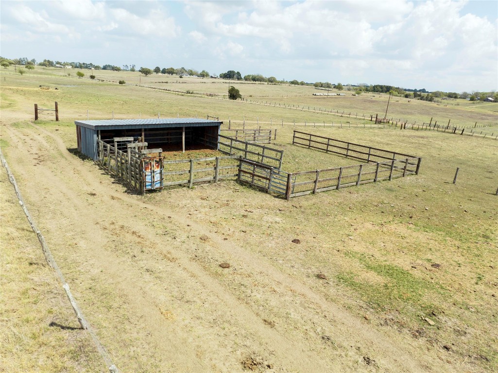 6446 Mensik Road Schulenburg, TX 78956 - Photo 5 of 17 a view of an ocean beach