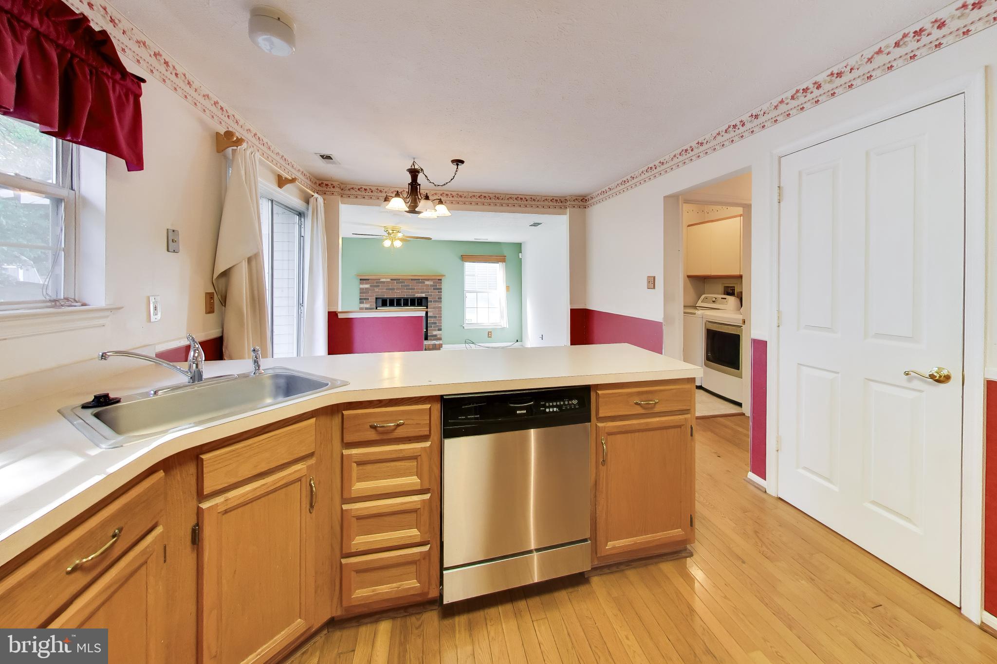 7761 Monaghan Road Glen Burnie, MD 21060 - Photo 12 of 36