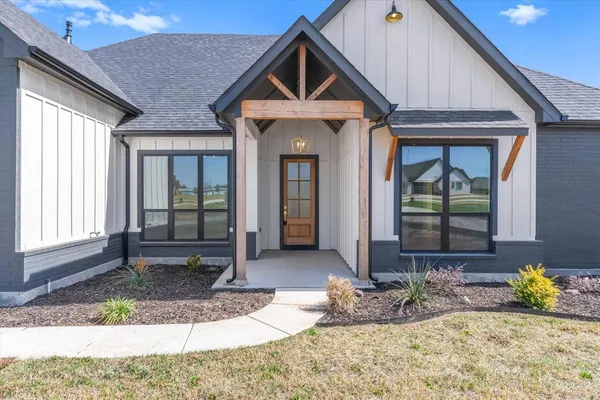 $449,990 | 179 Norman Drive, Canton, TX 75103