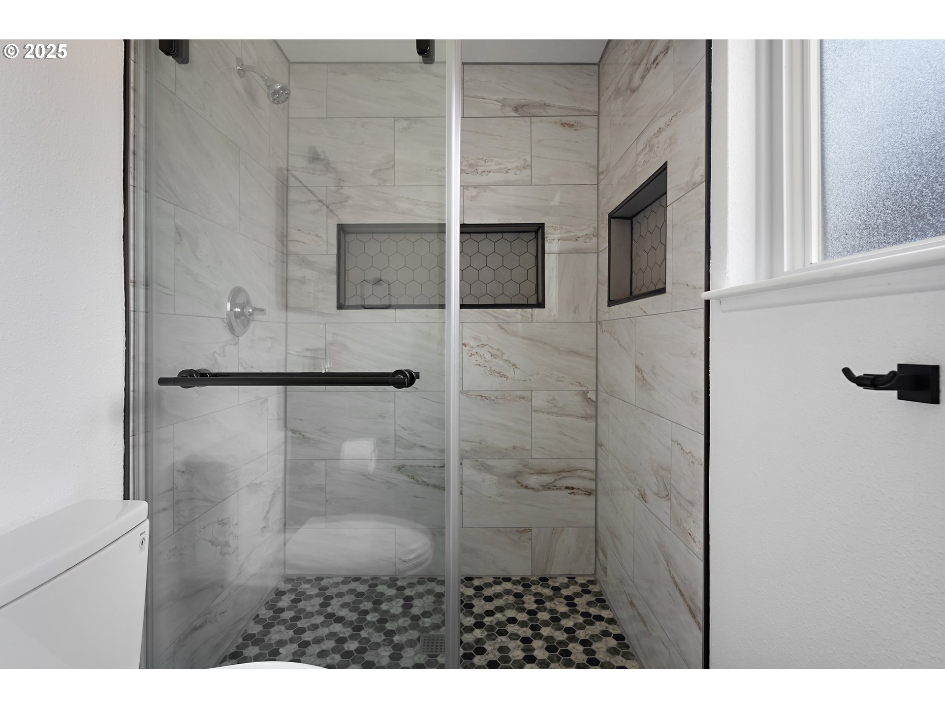 14375 Southwest Wilson Drive Beaverton, OR 97008 - Photo 22 of 46