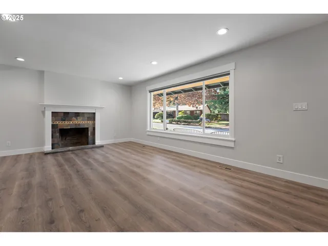 $686,500 | 14375 Southwest Wilson Drive, Beaverton, OR 97008