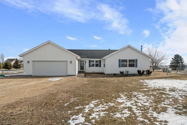 $429,900 | 1360 214th Avenue, New Richmond, WI 54017
