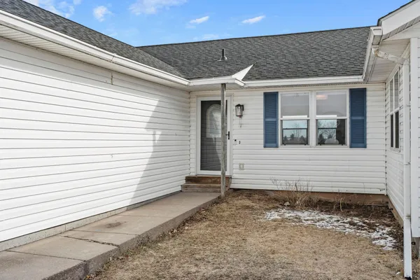 $429,900 | 1360 214th Avenue, New Richmond, WI 54017