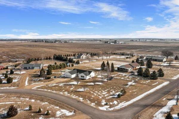 $429,900 | 1360 214th Avenue, New Richmond, WI 54017