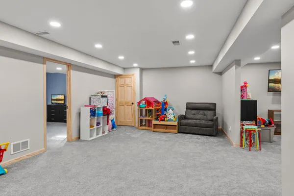 $429,900 | 1360 214th Avenue, New Richmond, WI 54017