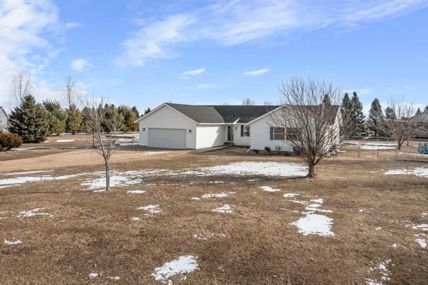 $429,900 | 1360 214th Avenue, New Richmond, WI 54017