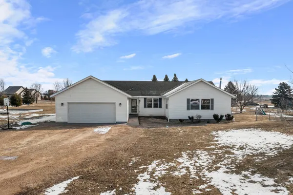 $429,900 | 1360 214th Avenue, New Richmond, WI 54017