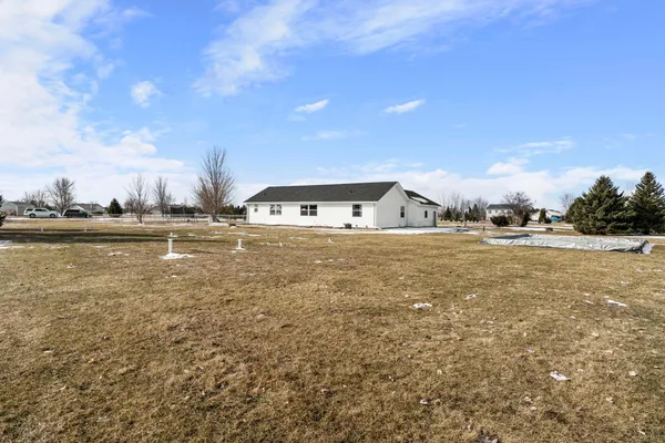 $429,900 | 1360 214th Avenue, New Richmond, WI 54017