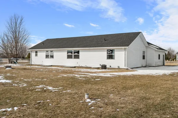 $429,900 | 1360 214th Avenue, New Richmond, WI 54017