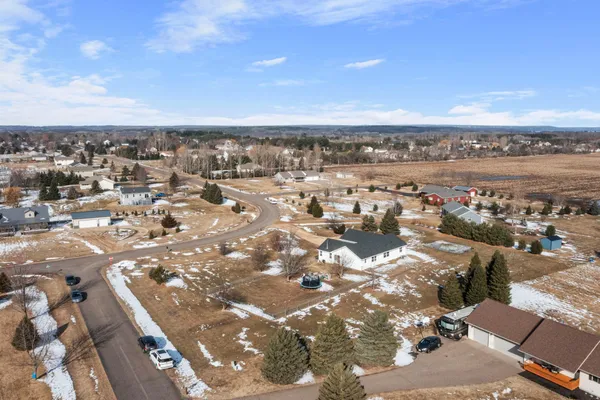 $429,900 | 1360 214th Avenue, New Richmond, WI 54017