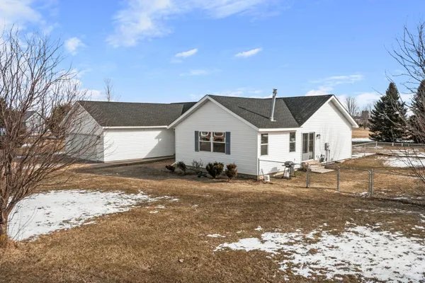 $429,900 | 1360 214th Avenue, New Richmond, WI 54017