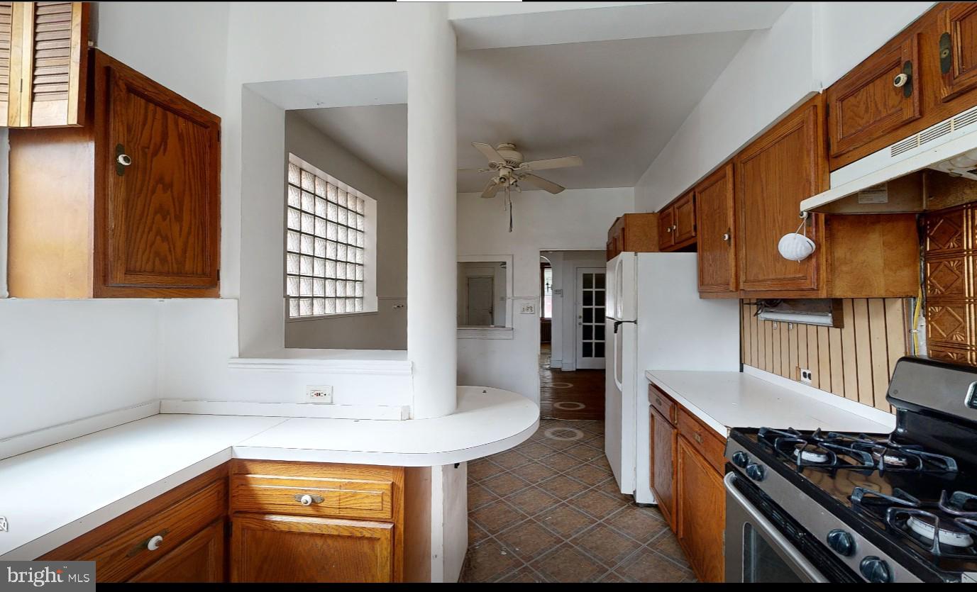 251 North Robinson Street Philadelphia, PA 19139 - Photo 11 of 13 Kitchen