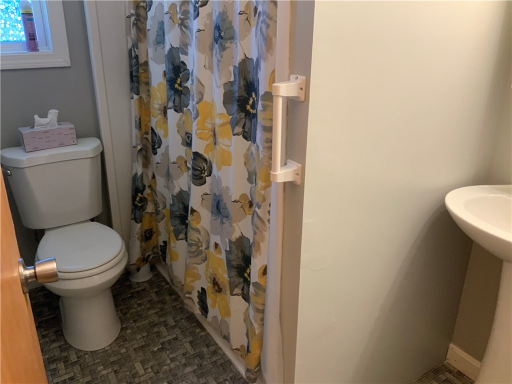 2 Sandra Circle Coventry, RI 02816 - Photo 14 of 17