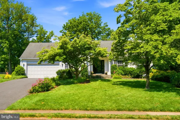 $1,625,000 | 1322 Timberly Lane, McLean, VA 22102