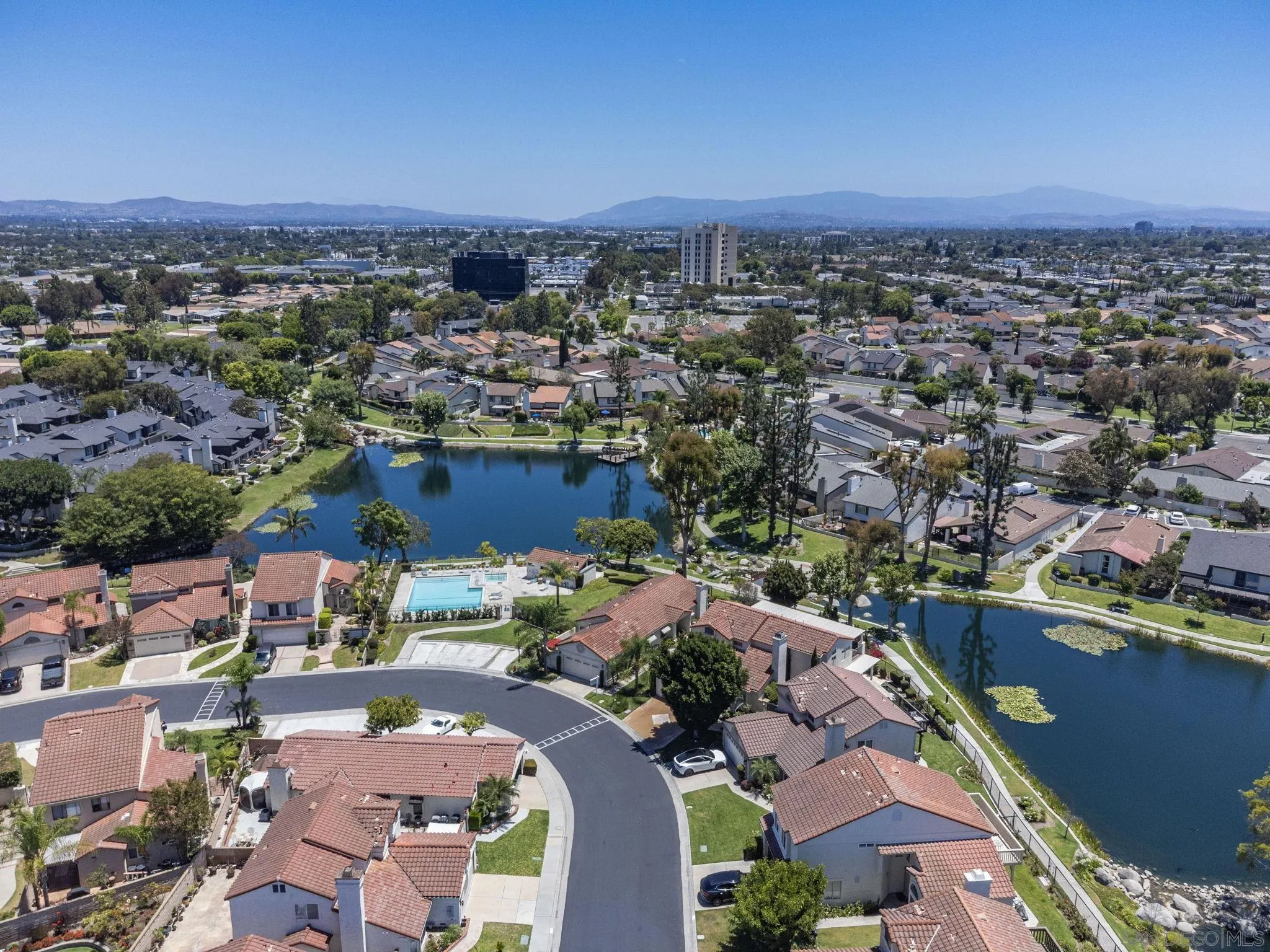 1260 North Lighthouse Lane Anaheim, CA 92801 - Photo 37 of 43