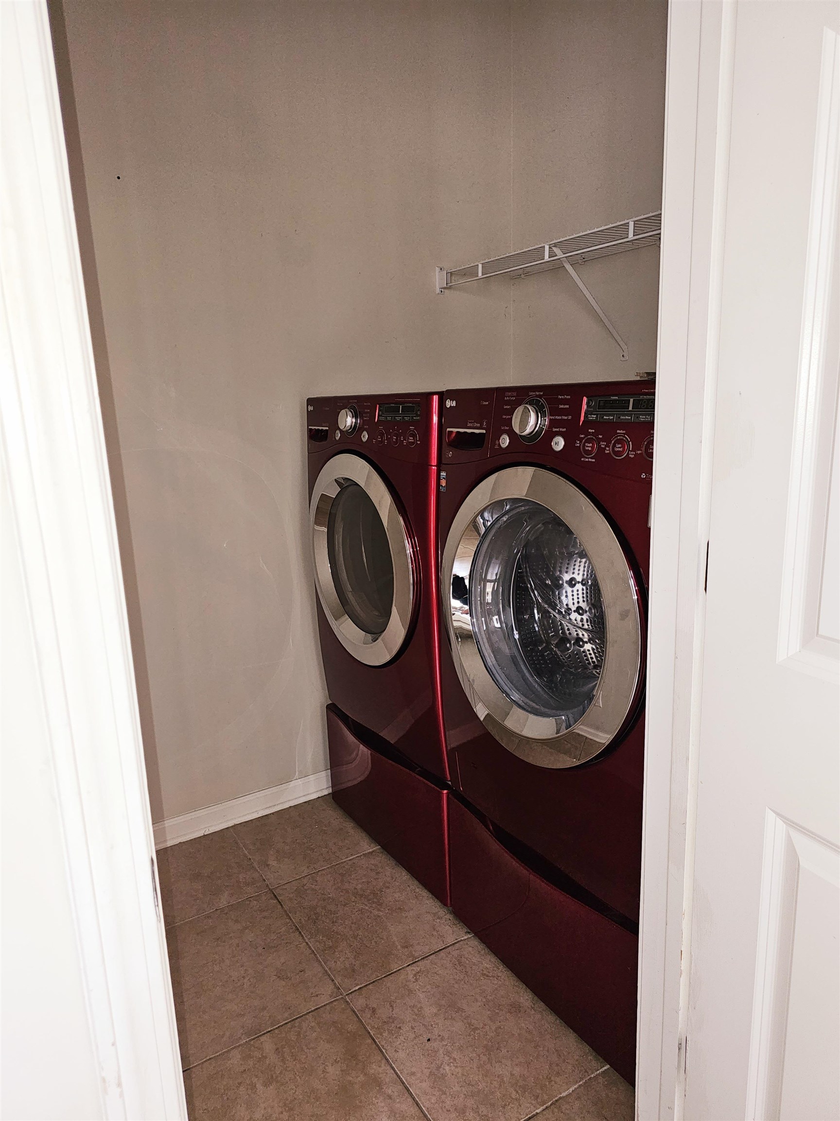1832 North Houston Levee Road Cordova, TN 38016 - Photo 10 of 23 a utility room with dryer and washer
