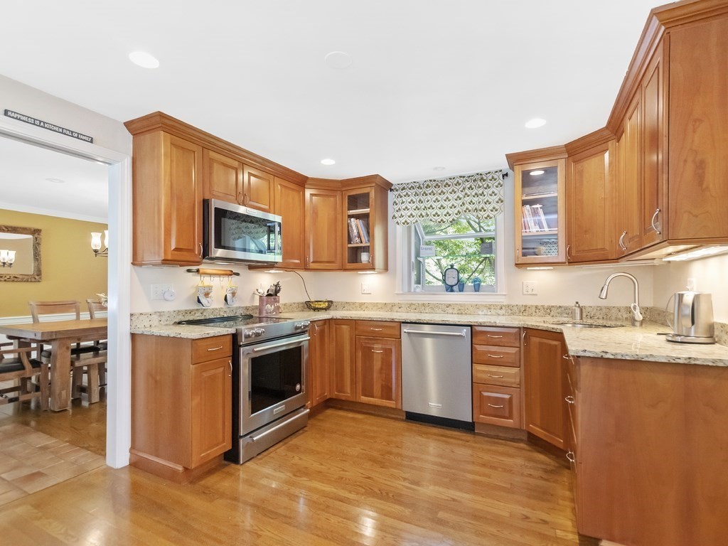 152 Conant Road Westwood, MA 02090 - Photo 2 of 40 Gallery Image 2