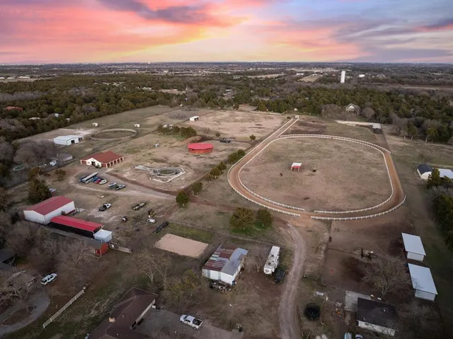 $1,590,000 | 1715 South Joe Wilson Road, Ovilla, TX 75104